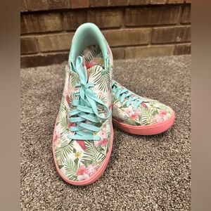 Kizik Irvine Honolulu Pink Tropical Floral Sneakers | Men’s 8.5 Women’s 10